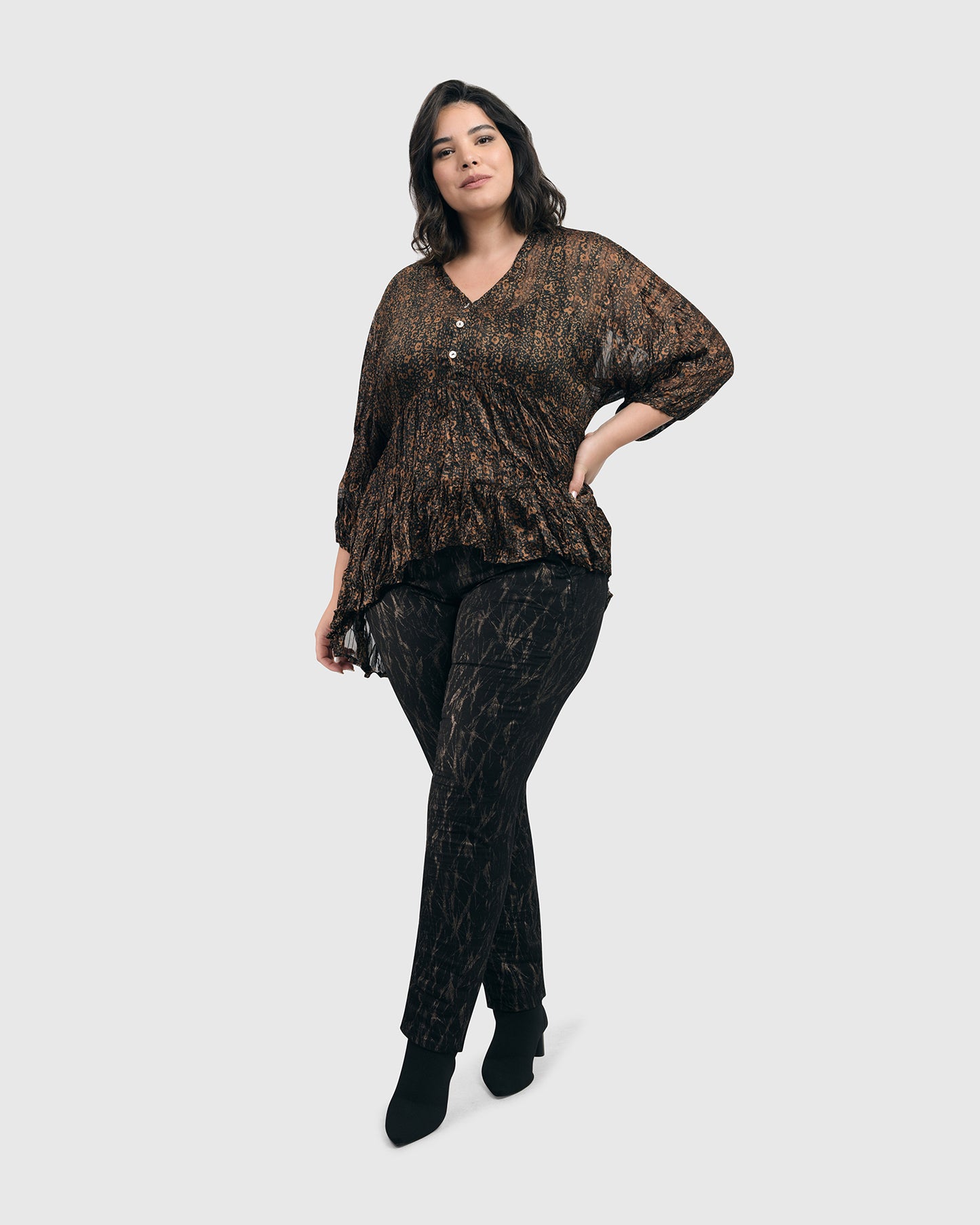 חולצה מיהל'ה חומה