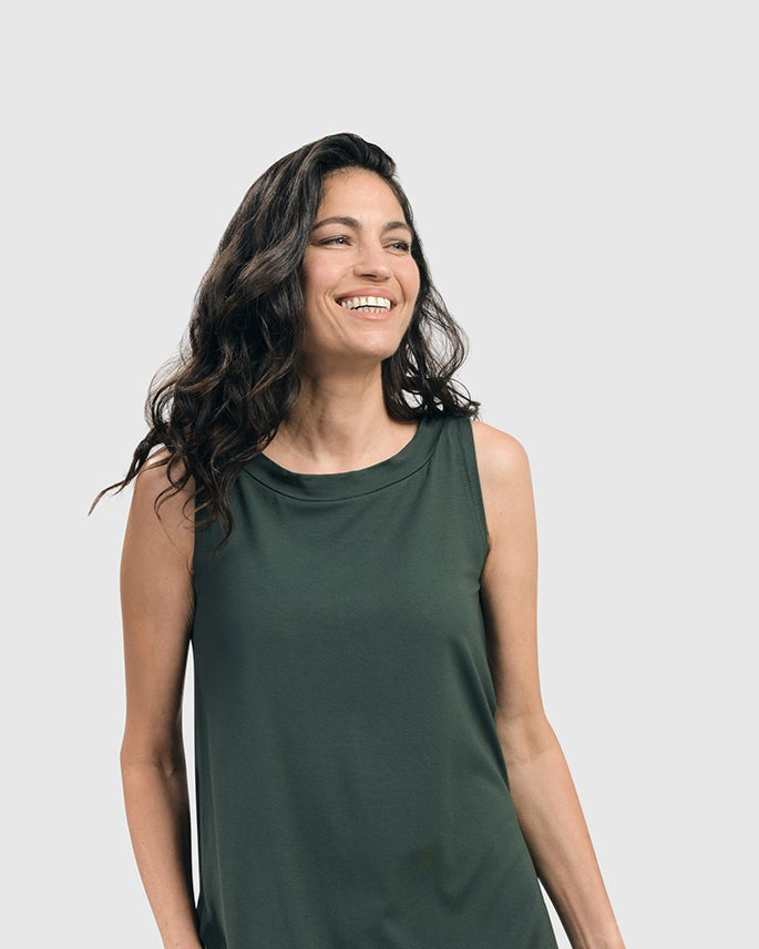 גופייה בסיסית ירוקה