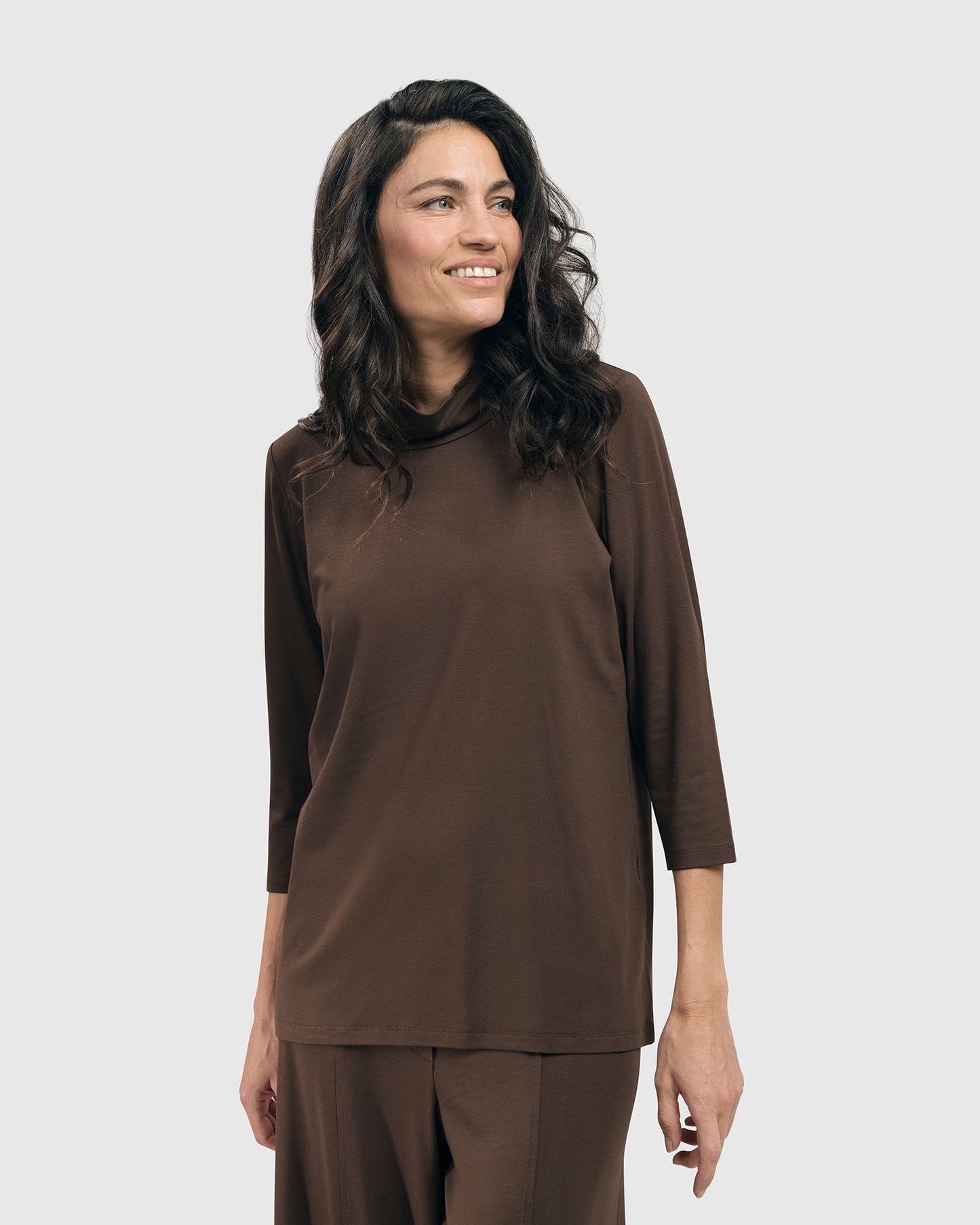 חולצה גולף חומה