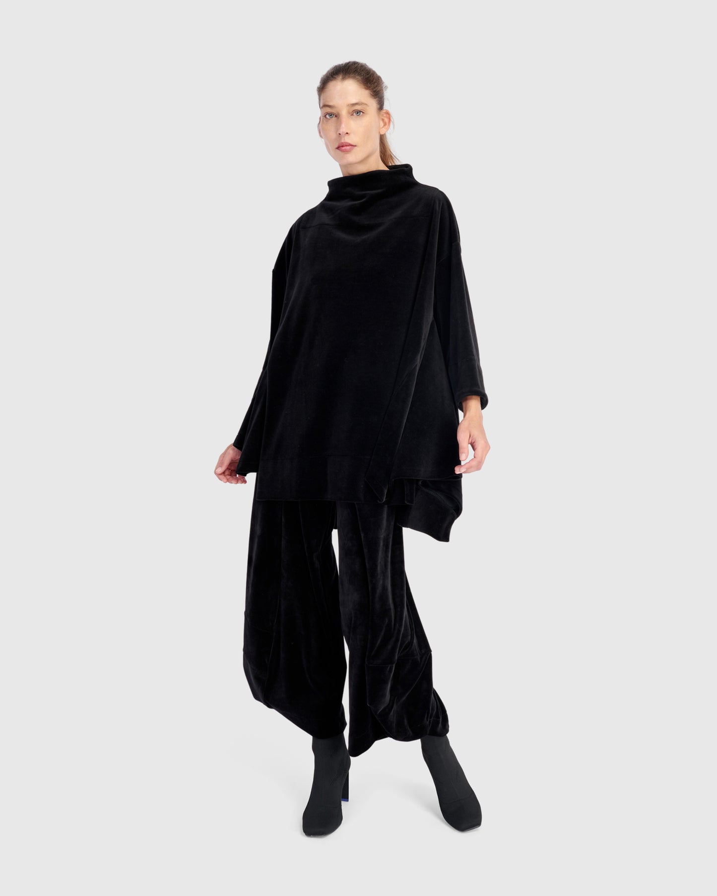 טוניקה פורצת גולף קטיפה שחורה