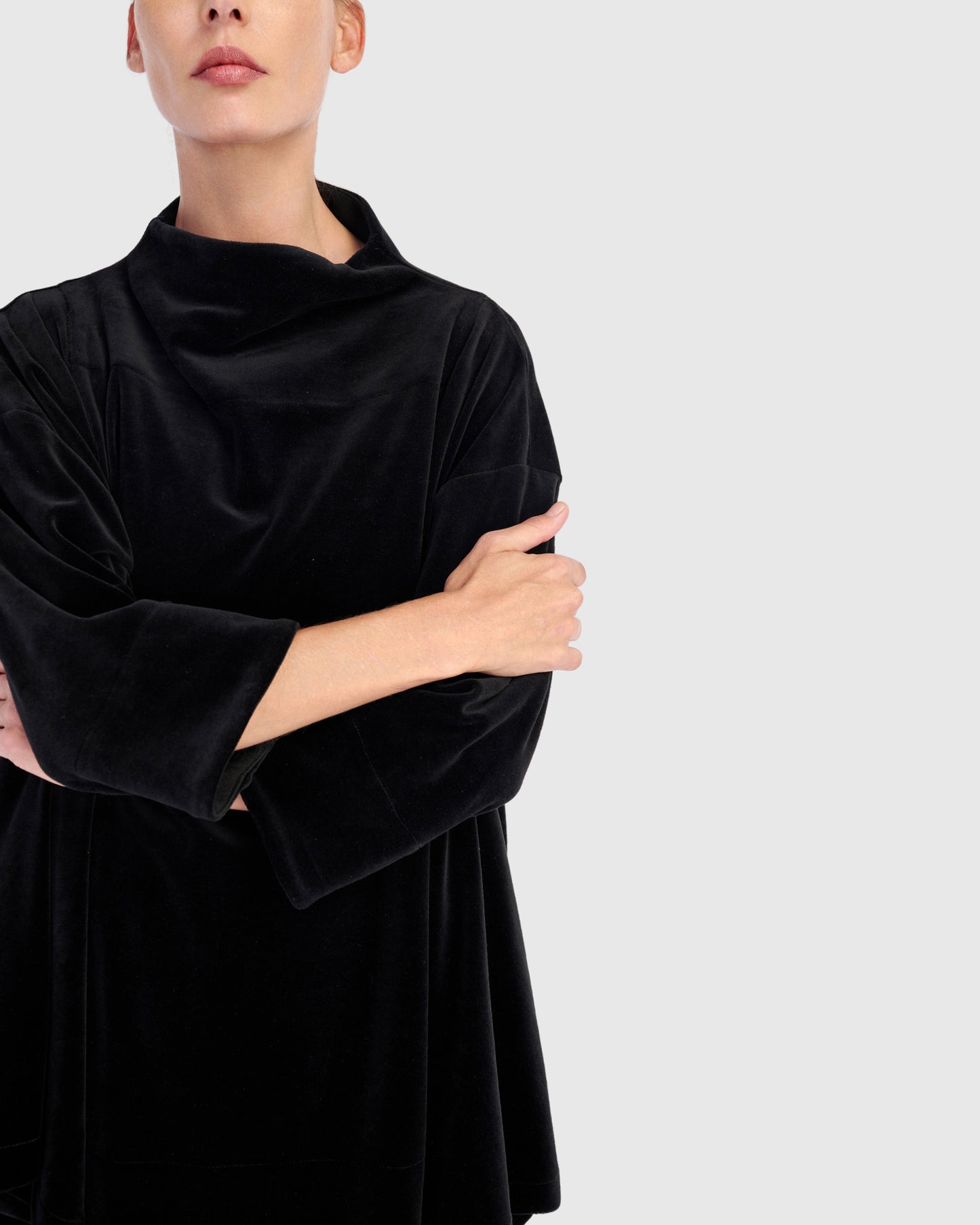 טוניקה פורצת גולף קטיפה שחורה