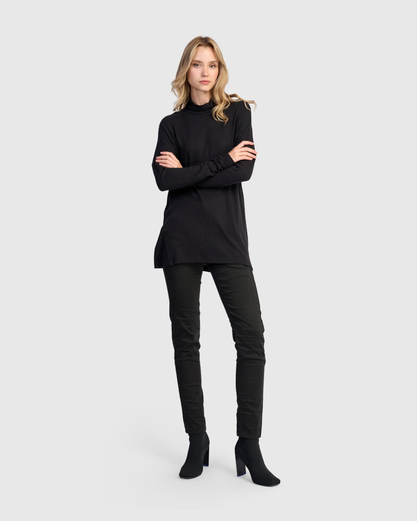 חולצה גולף שחורה