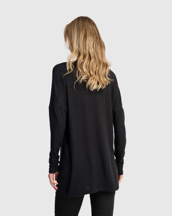 חולצה גולף שחורה