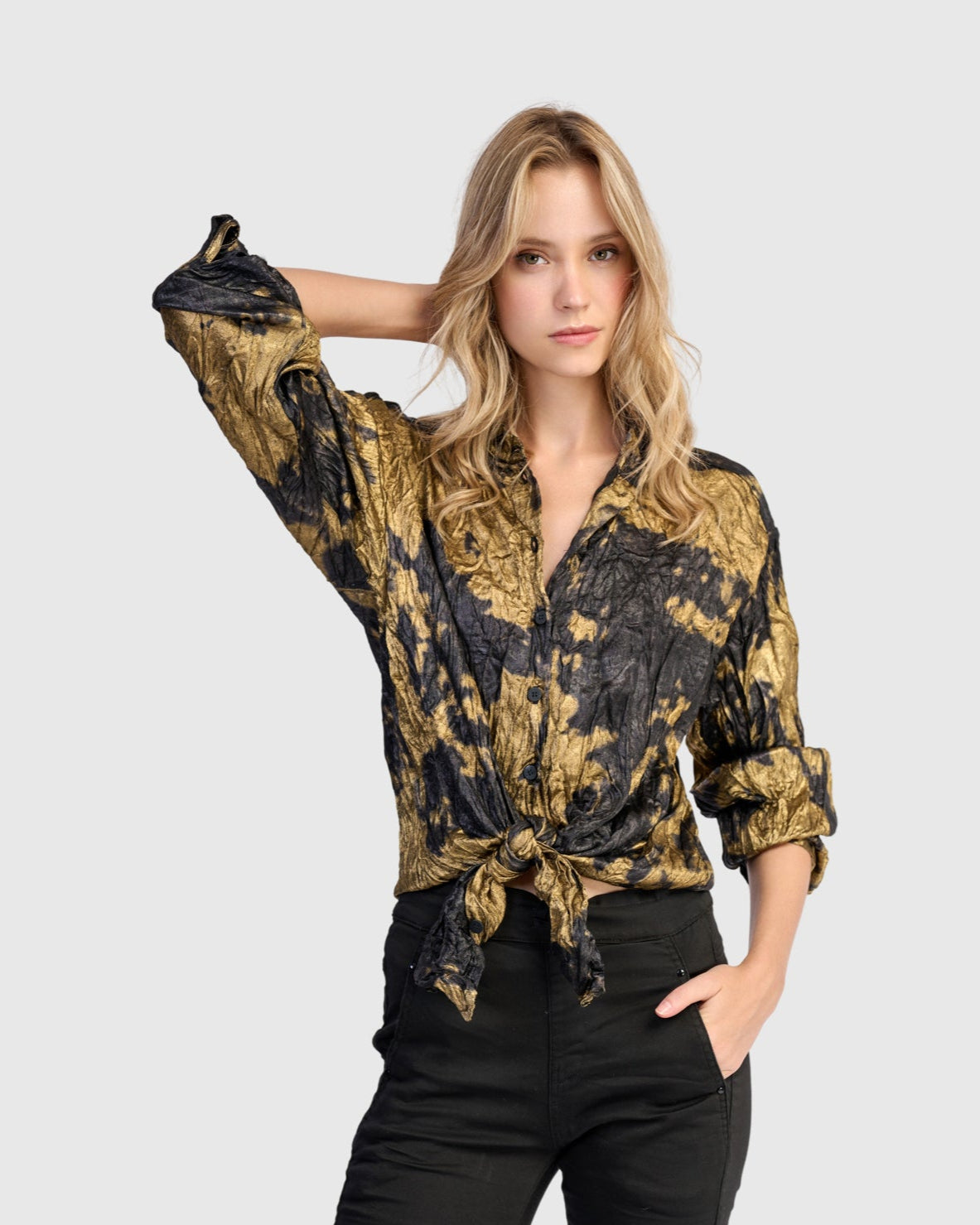 חולצה גברית זהב