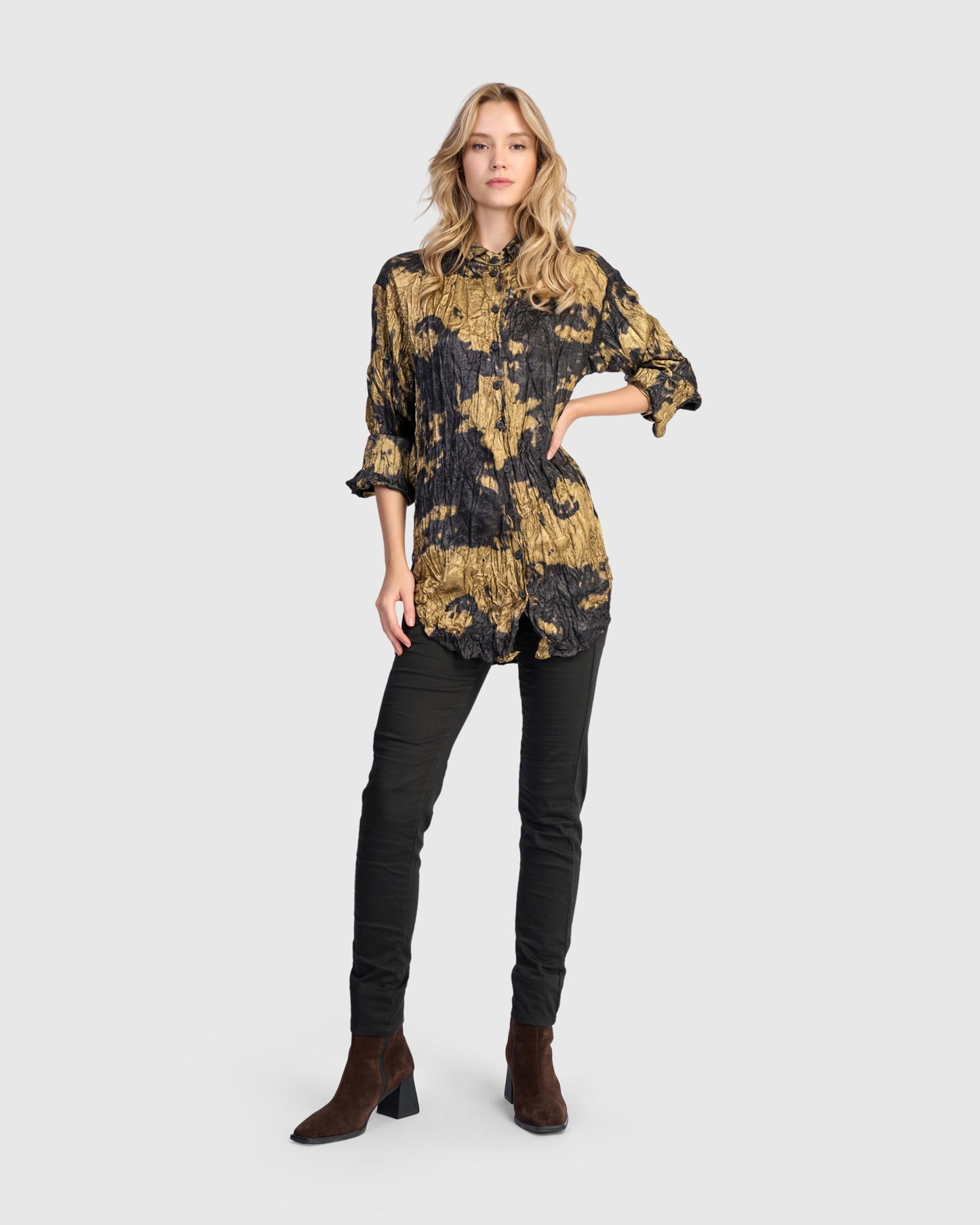 חולצה גברית זהב