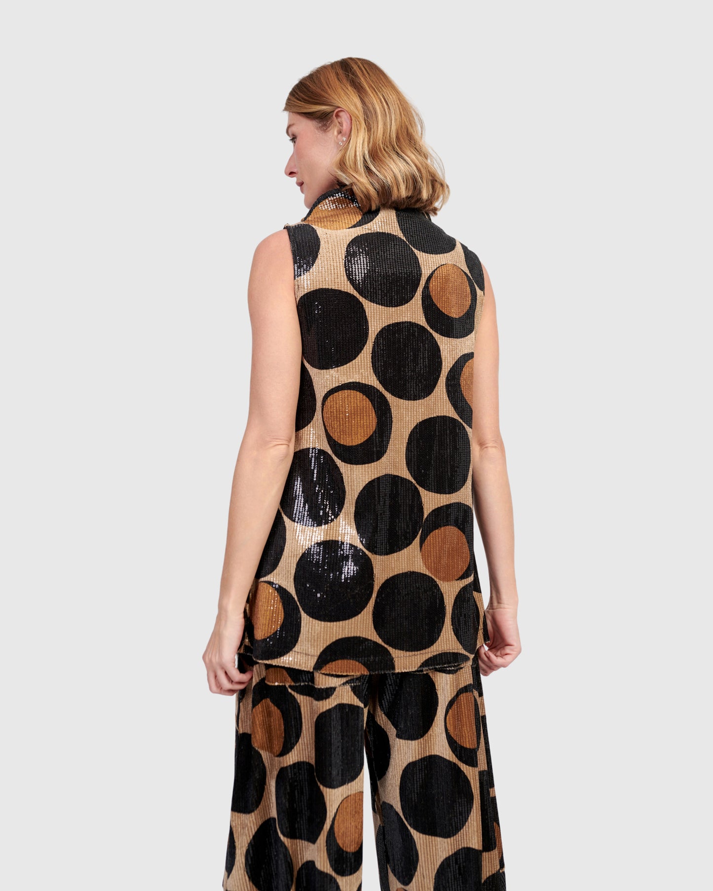 גופייה גולף פאייטים עיגולים