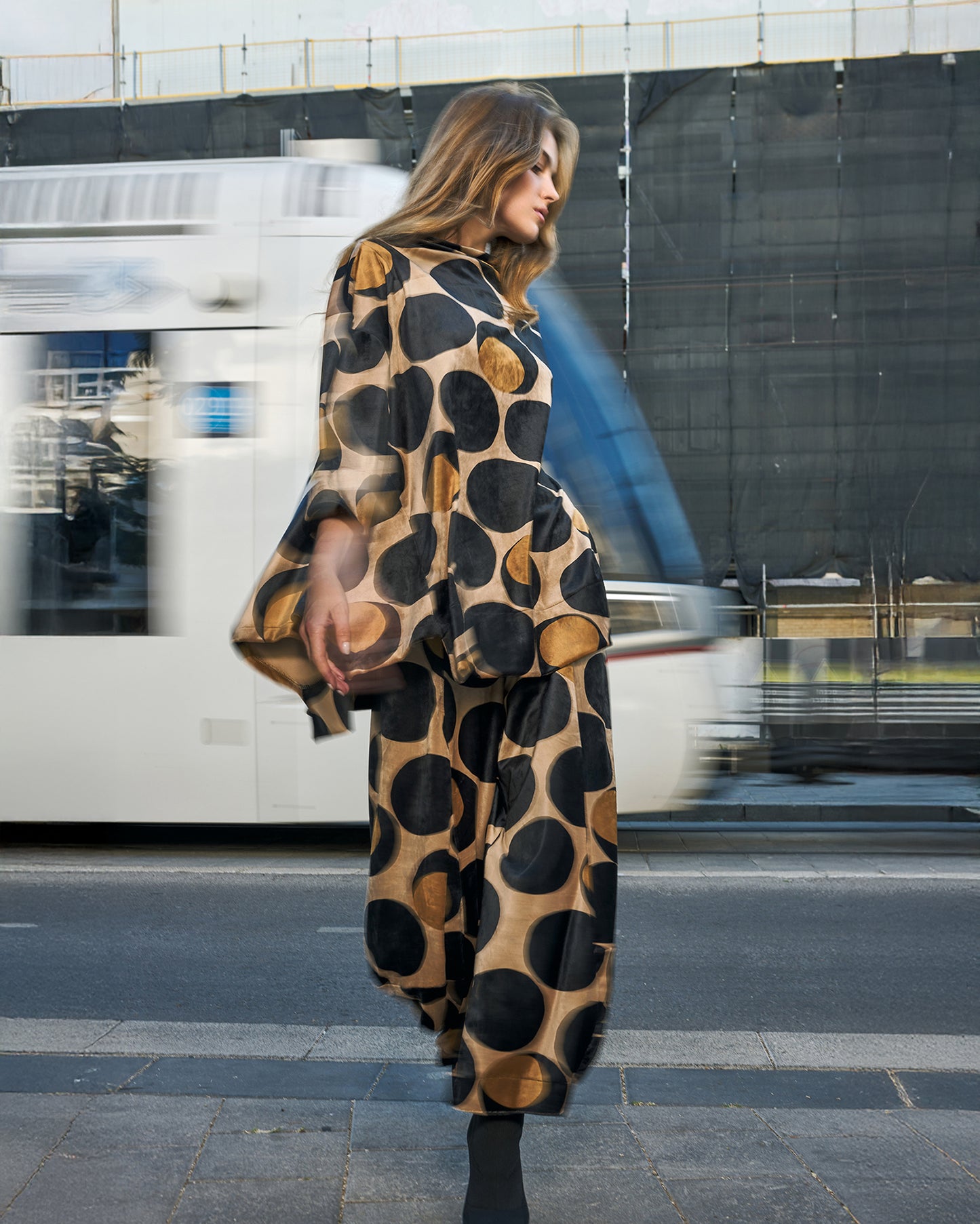 מכנסי פונטו קטיפה עיגולים