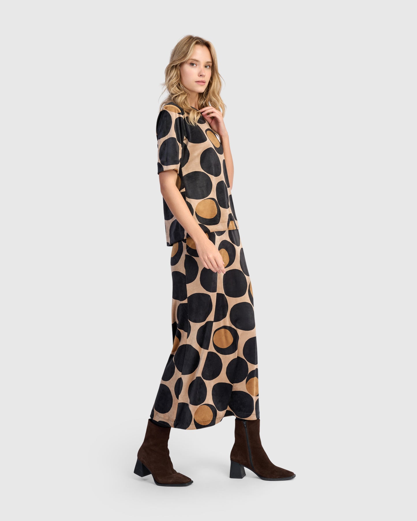 טישירט חמודה קטיפה עיגולים