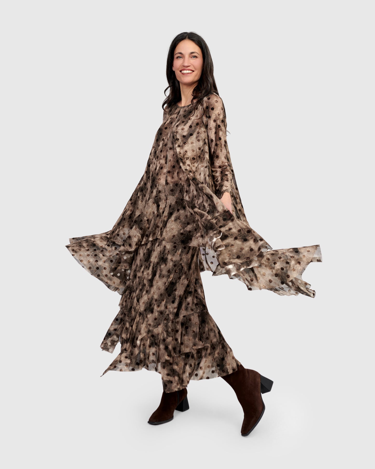 חצאית תלתלים נקודות