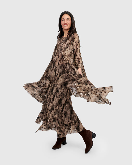 חצאית תלתלים נקודות