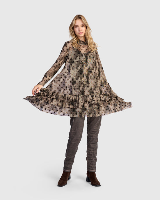 טוניקה דנטל נקודות