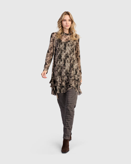 טוניקה דנטל נקודות