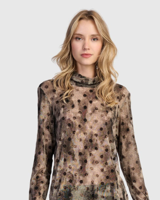 טוניקה גולף נקודות