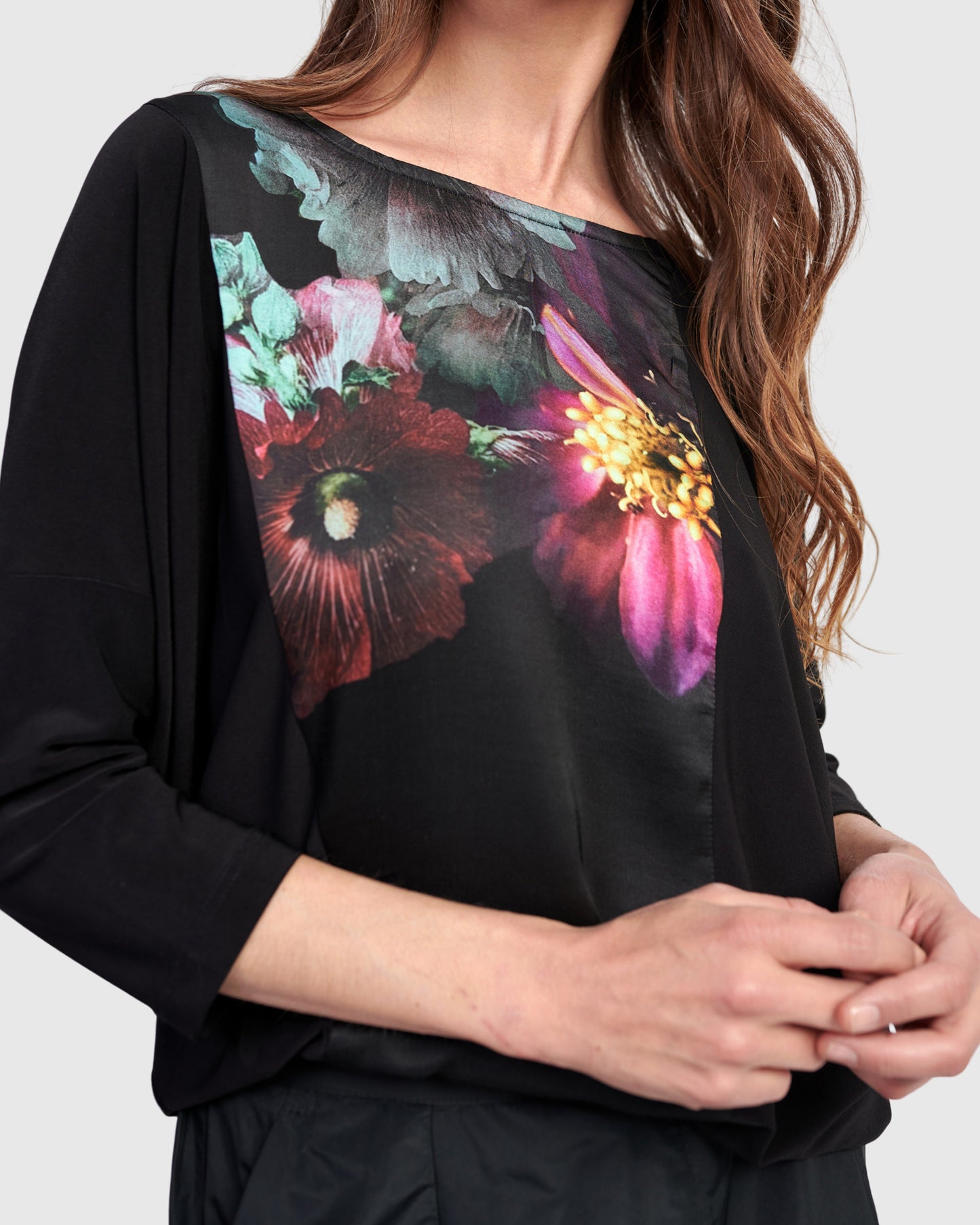 חולצה אפטר דארק ציפי שחורה