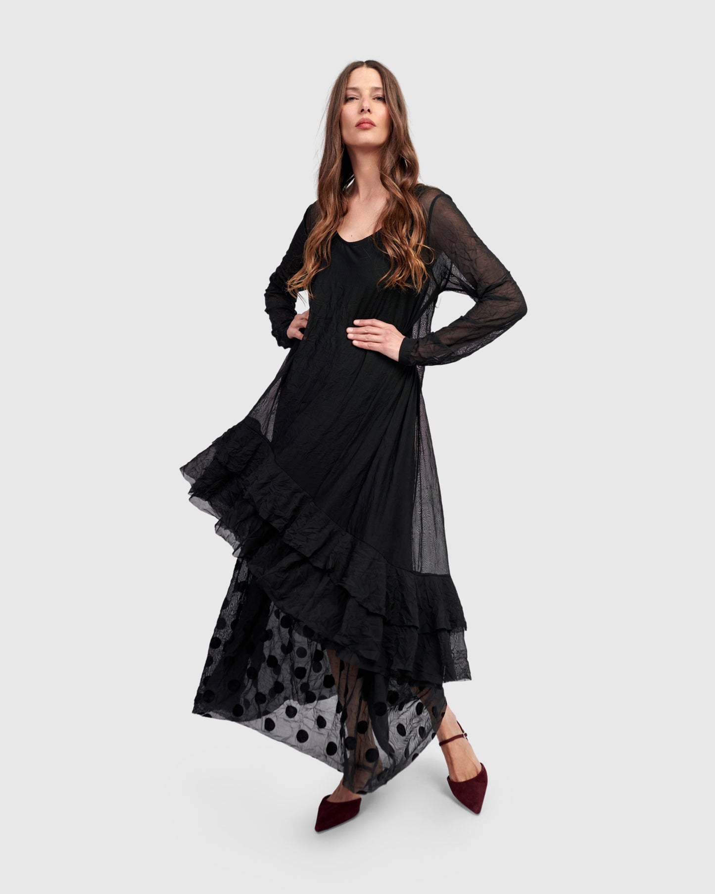 שמלה אפטר דארק מתנפנפת