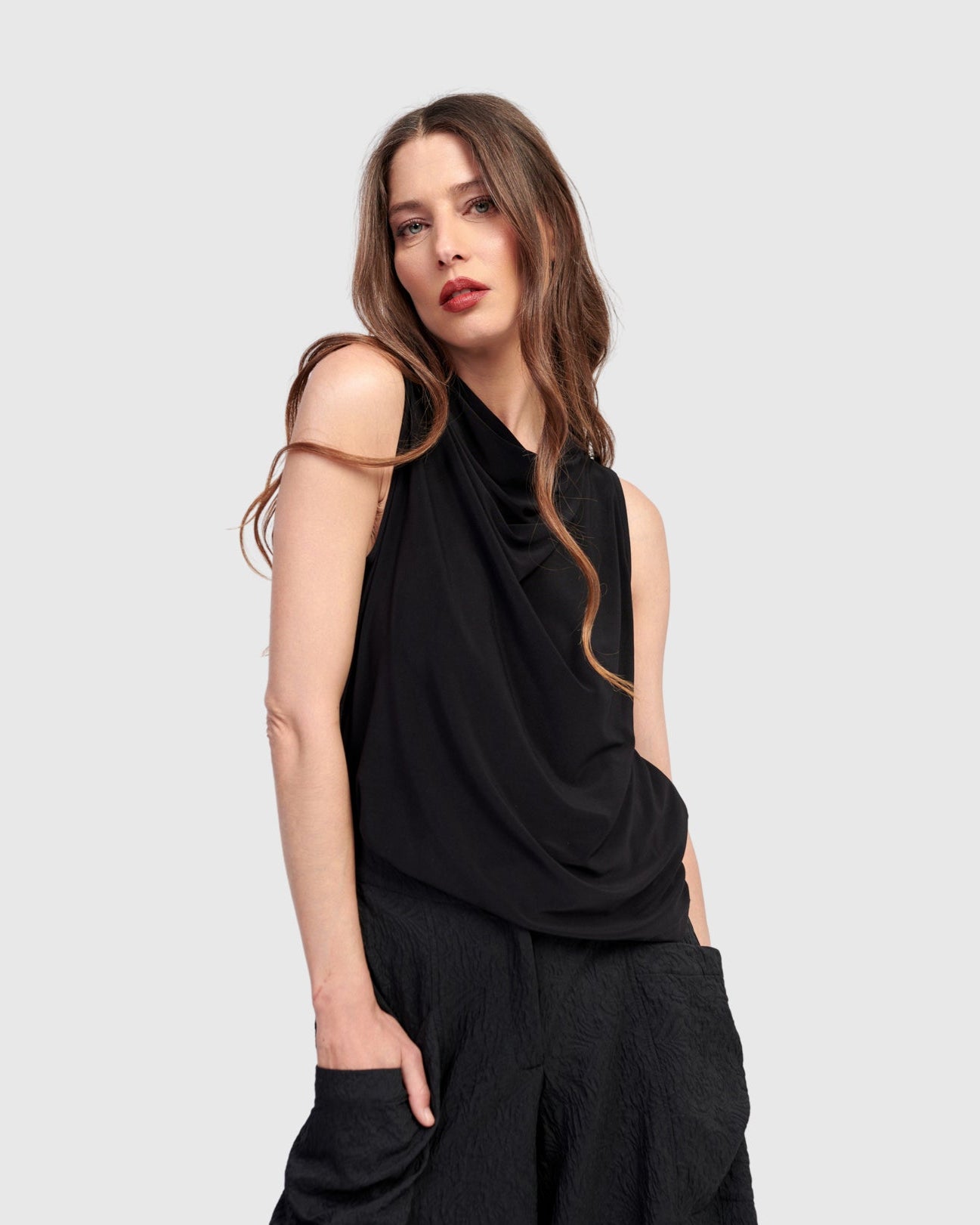 גופייה אפטר דארק רבידה שחורה