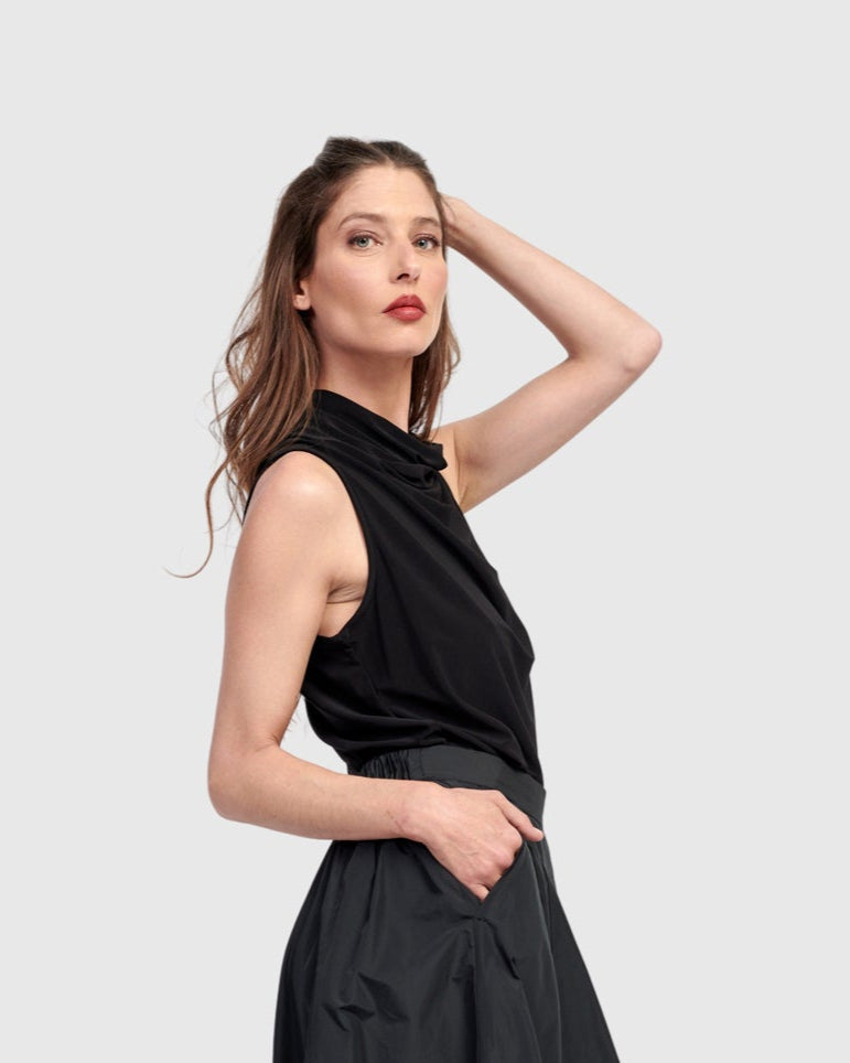 גופייה אפטר דארק רבידה שחורה