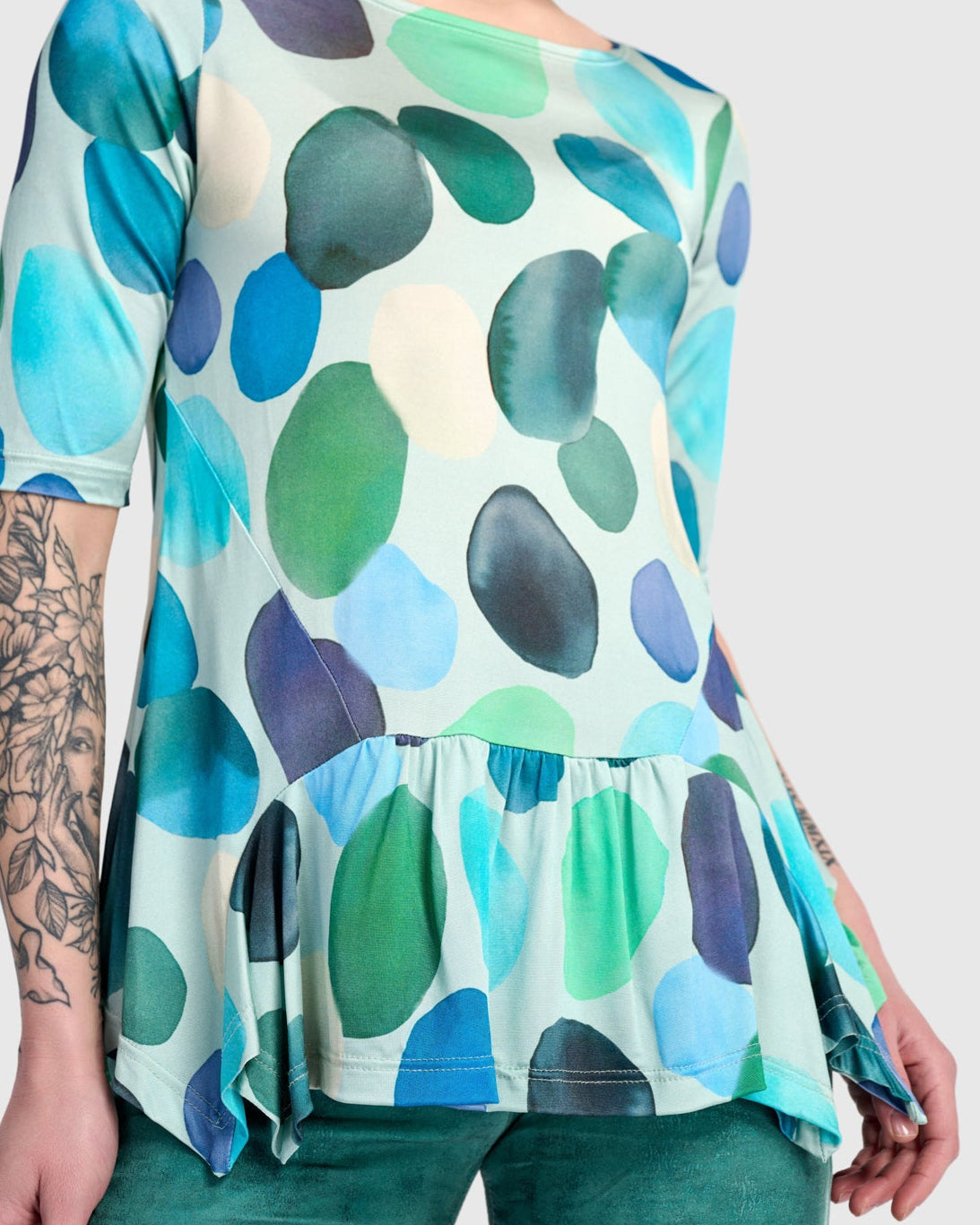 טישירט בלרינה בועות אקווה