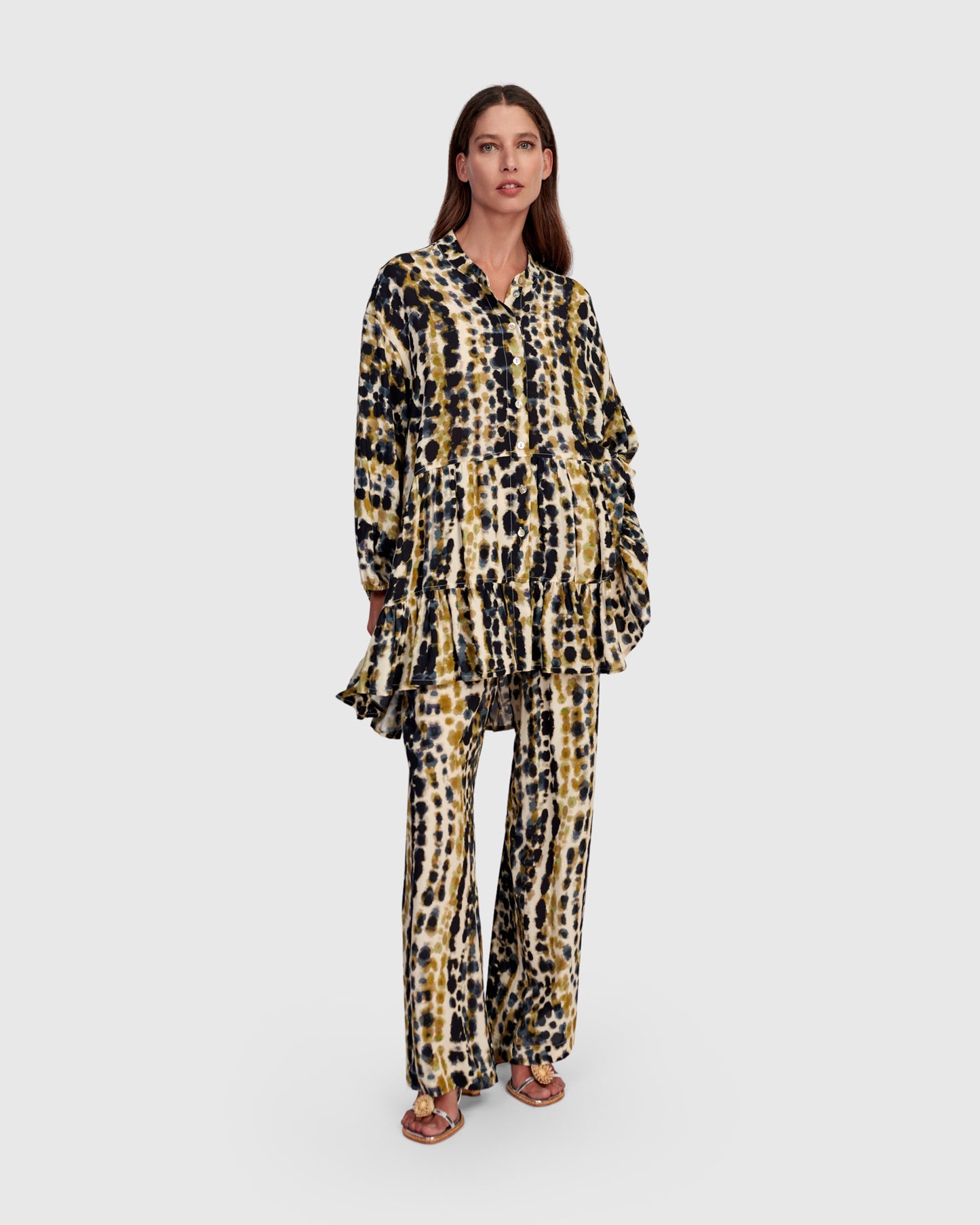 טוניקה קצפת כתמים