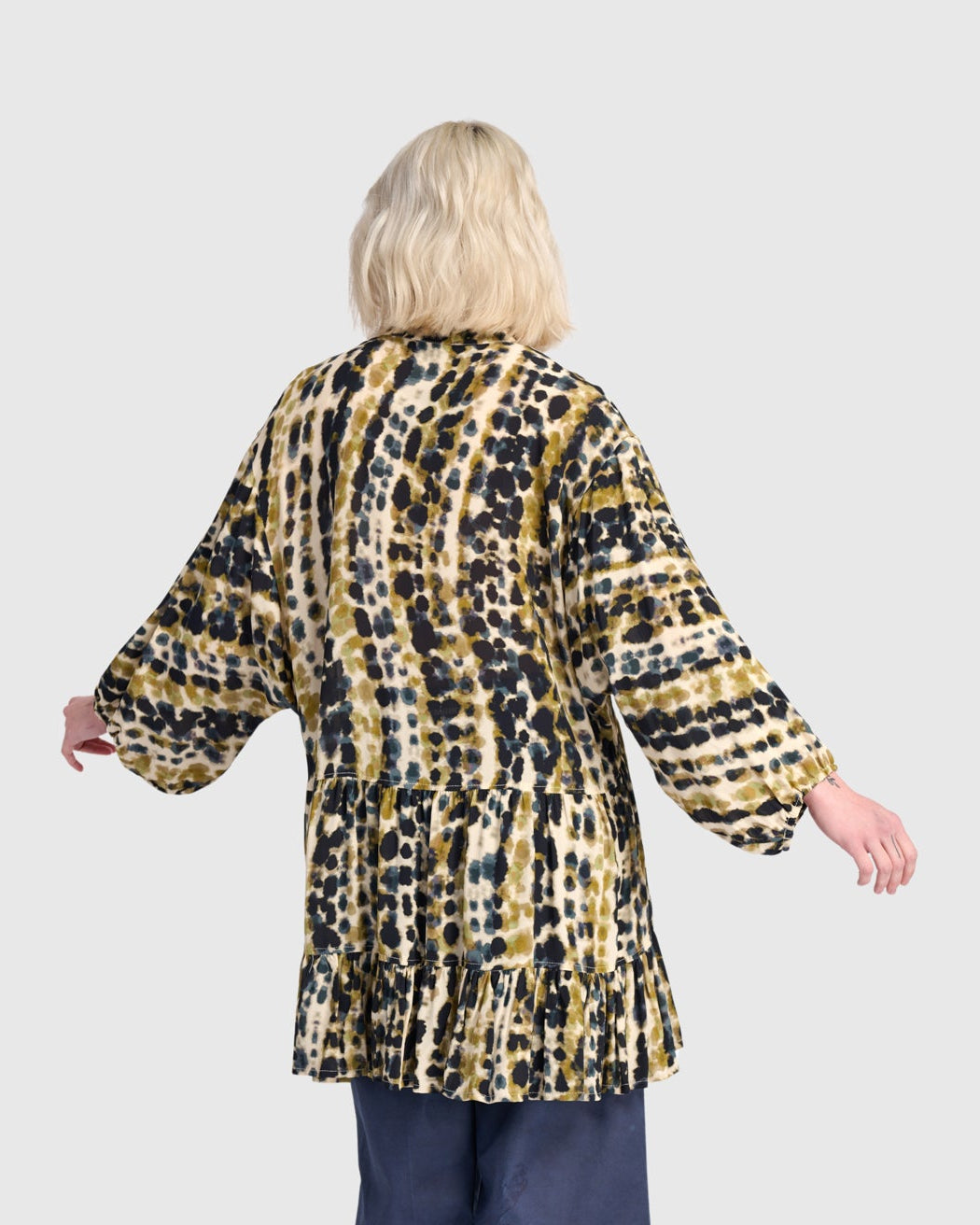 טוניקה קצפת כתמים