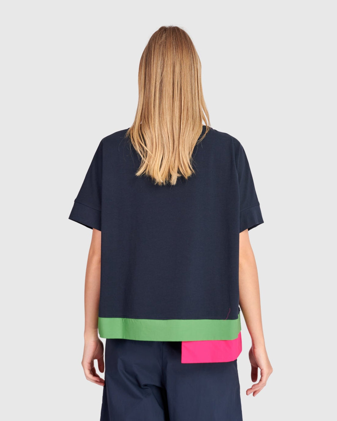 חולצה דנה נייבי