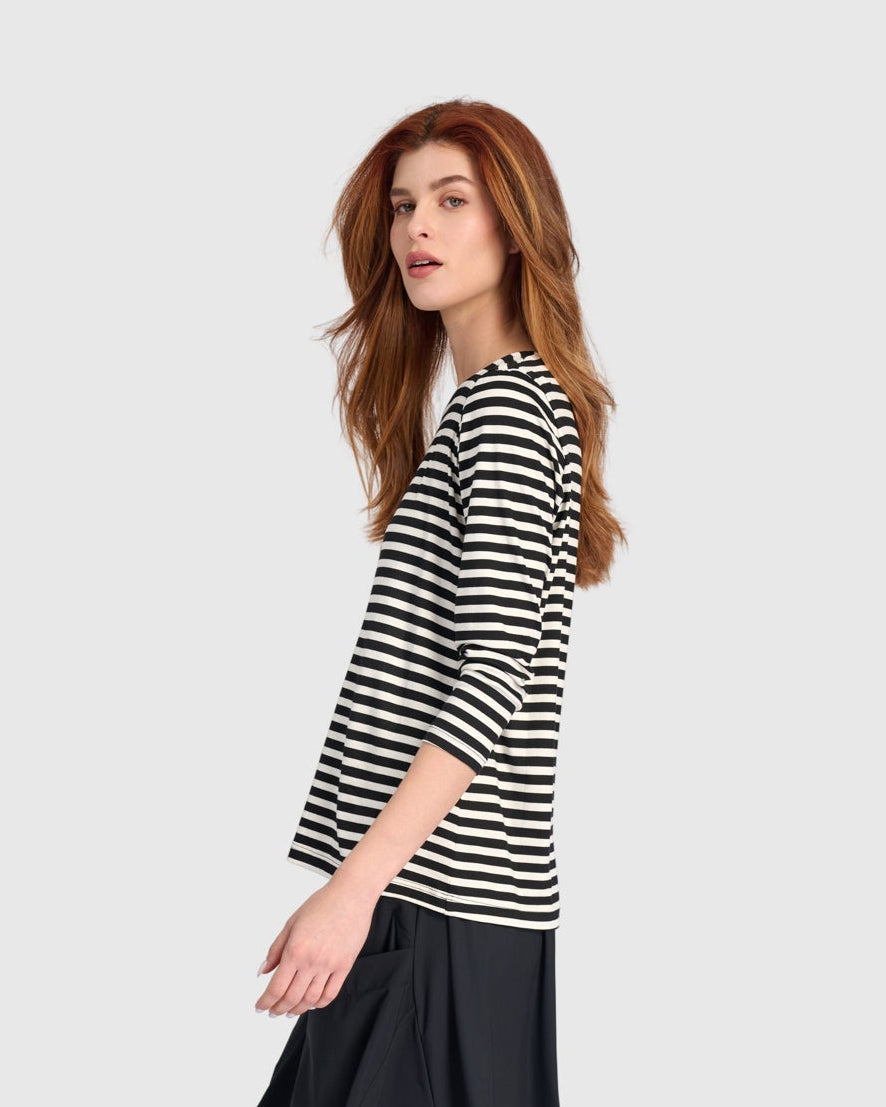 חולצה טכנו פסים