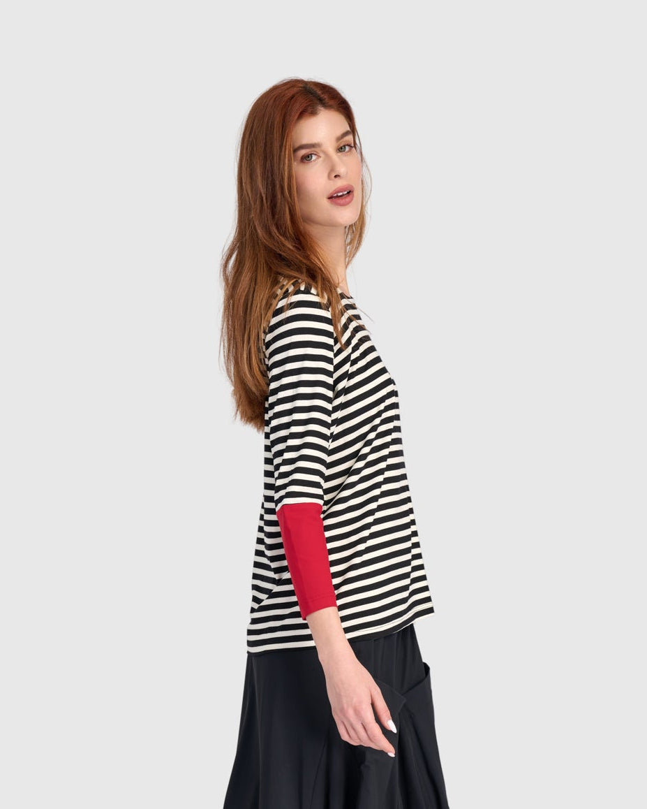 חולצה טכנו פסים