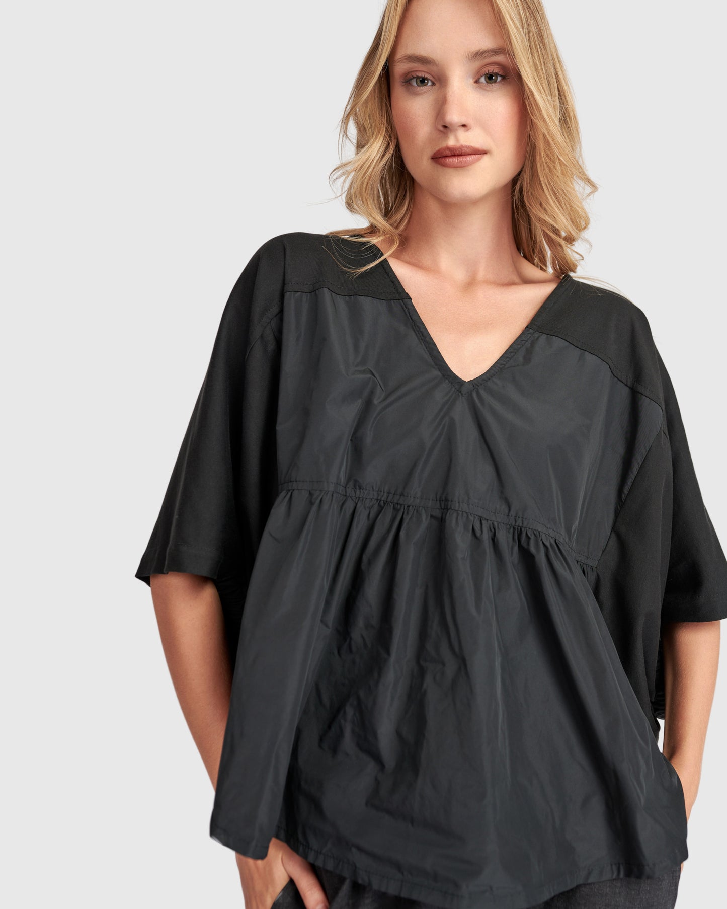 טוניקה אורבן אולימפיה שחורה