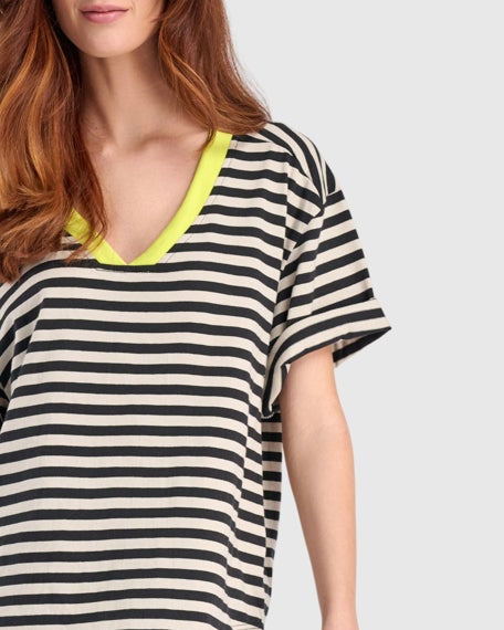 טישירט אורבן וי מרקר