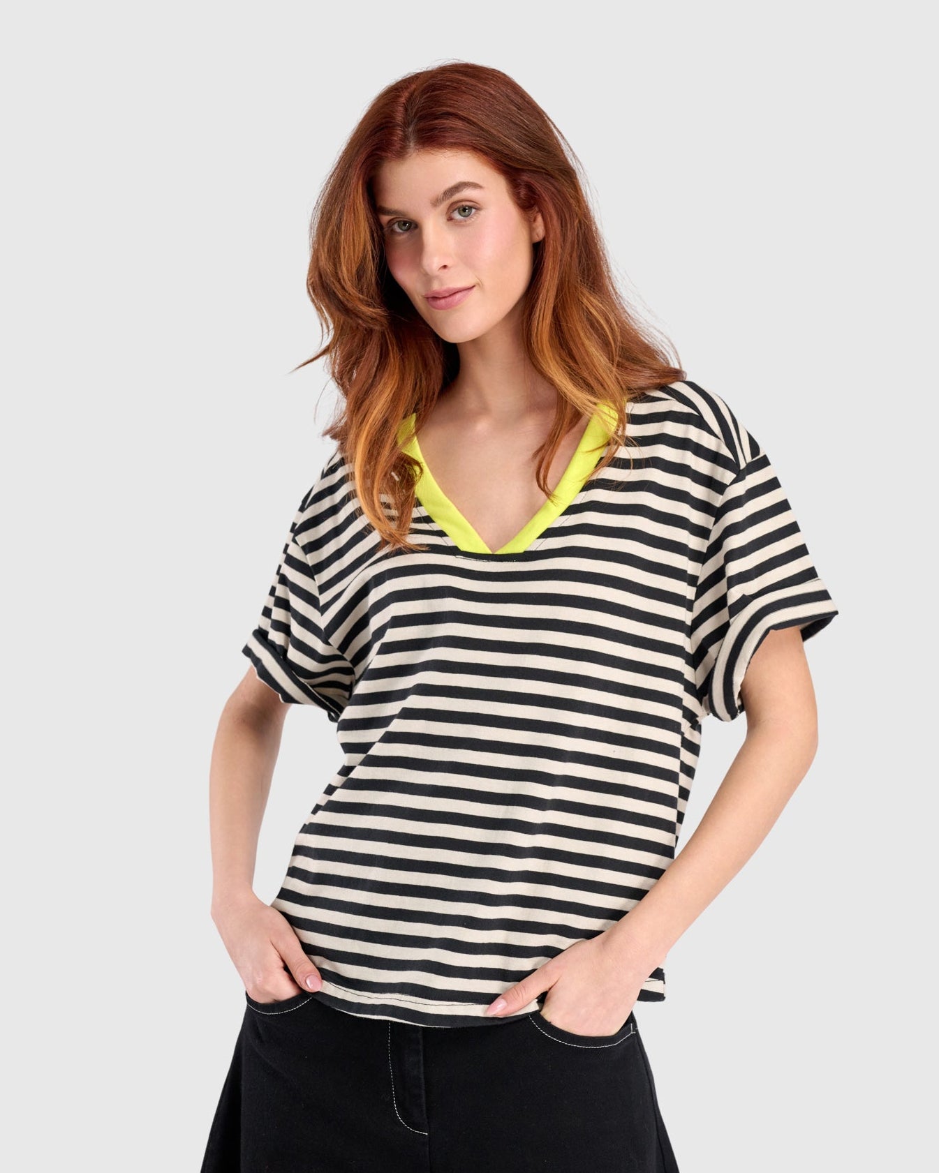 טישירט אורבן וי מרקר