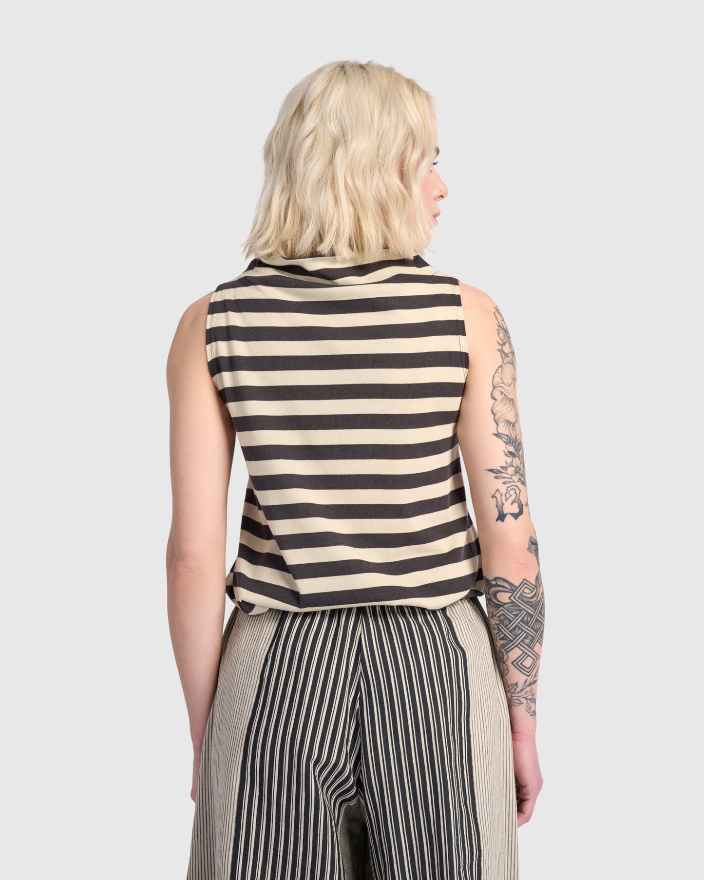 גופייה אורבן גולף בז'