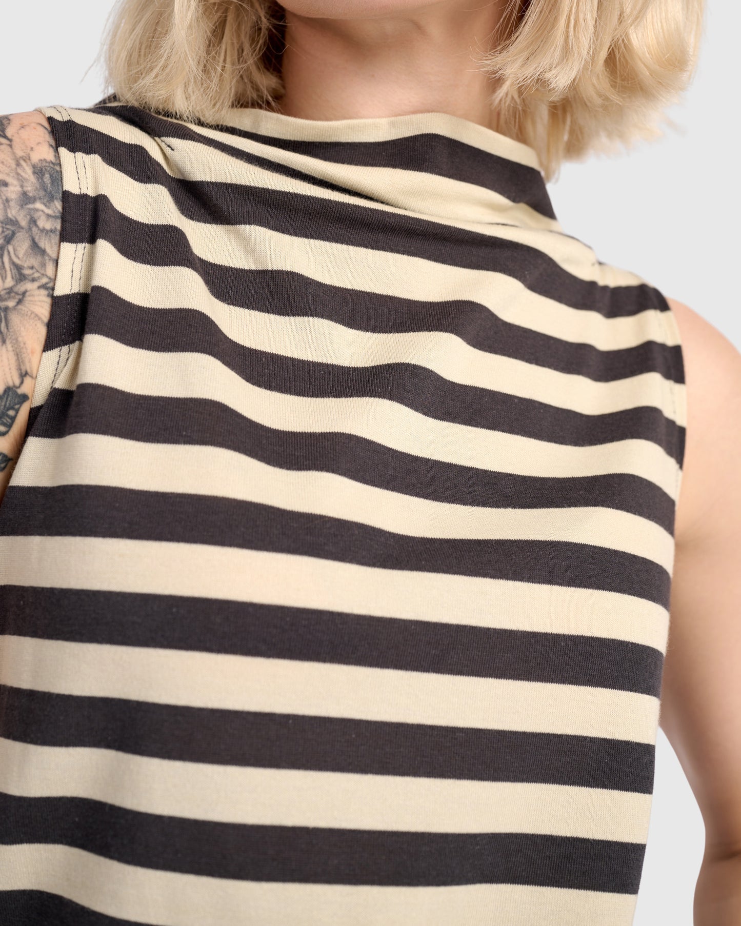 גופייה אורבן גולף בז'