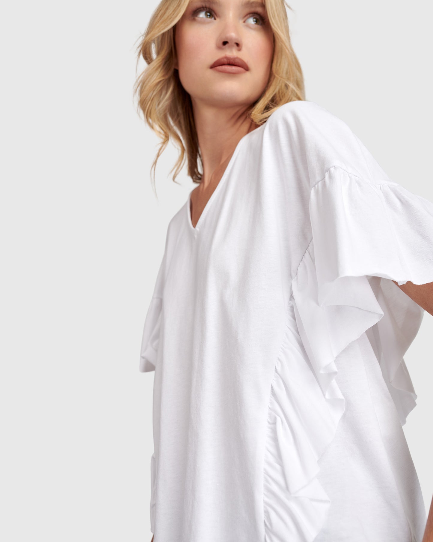 טישירט אורבן רפרוף לבן