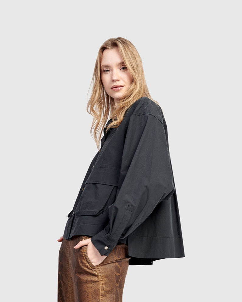 חולצה אורבן מוצלחת שחורה