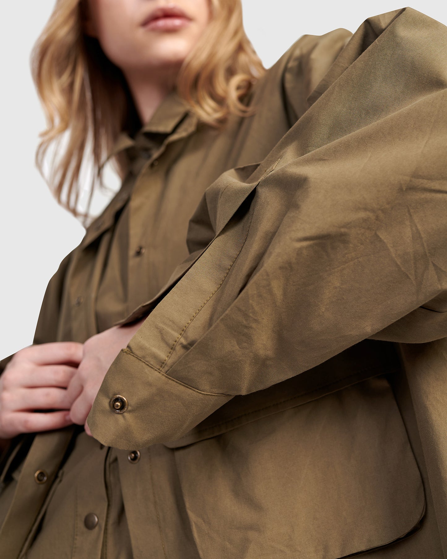 חולצה אורבן מוצלחת חאקי