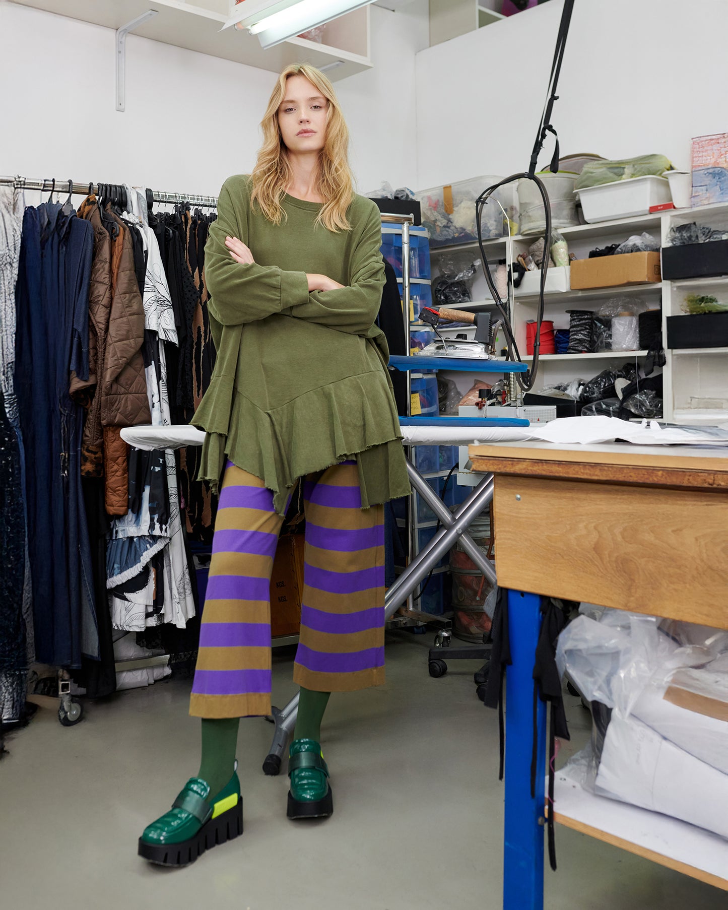 מכנסי אורבן בסטי פסים סגול