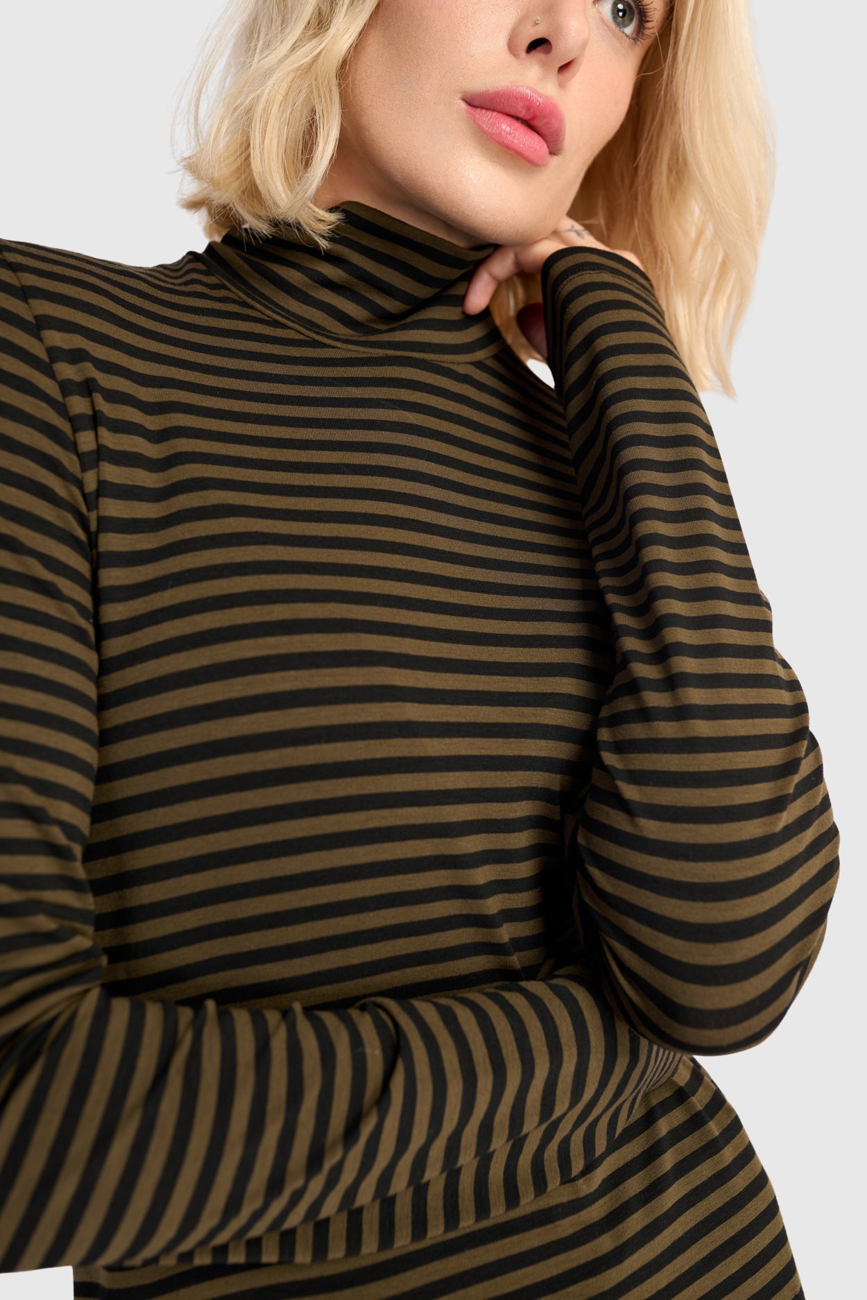 טוניקה אורבן גולף פסים חאקי