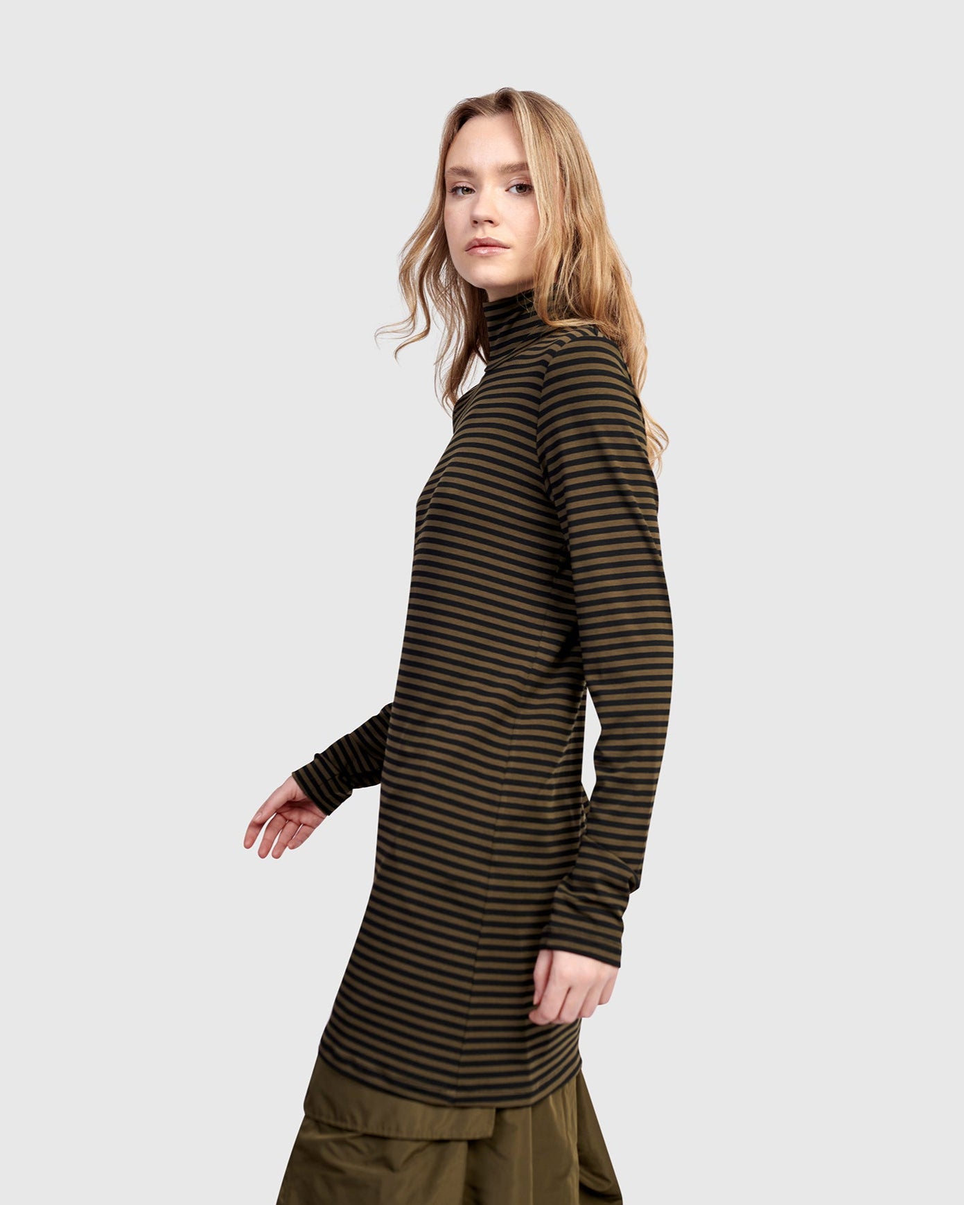 טוניקה אורבן גולף פסים חאקי