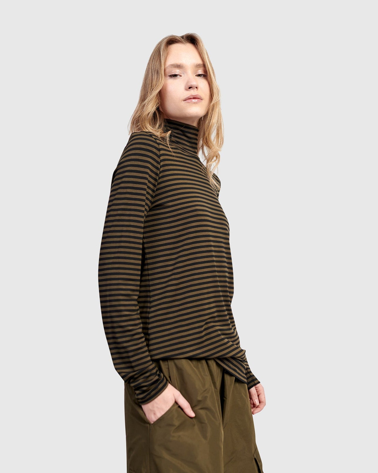 טוניקה אורבן גולף פסים חאקי