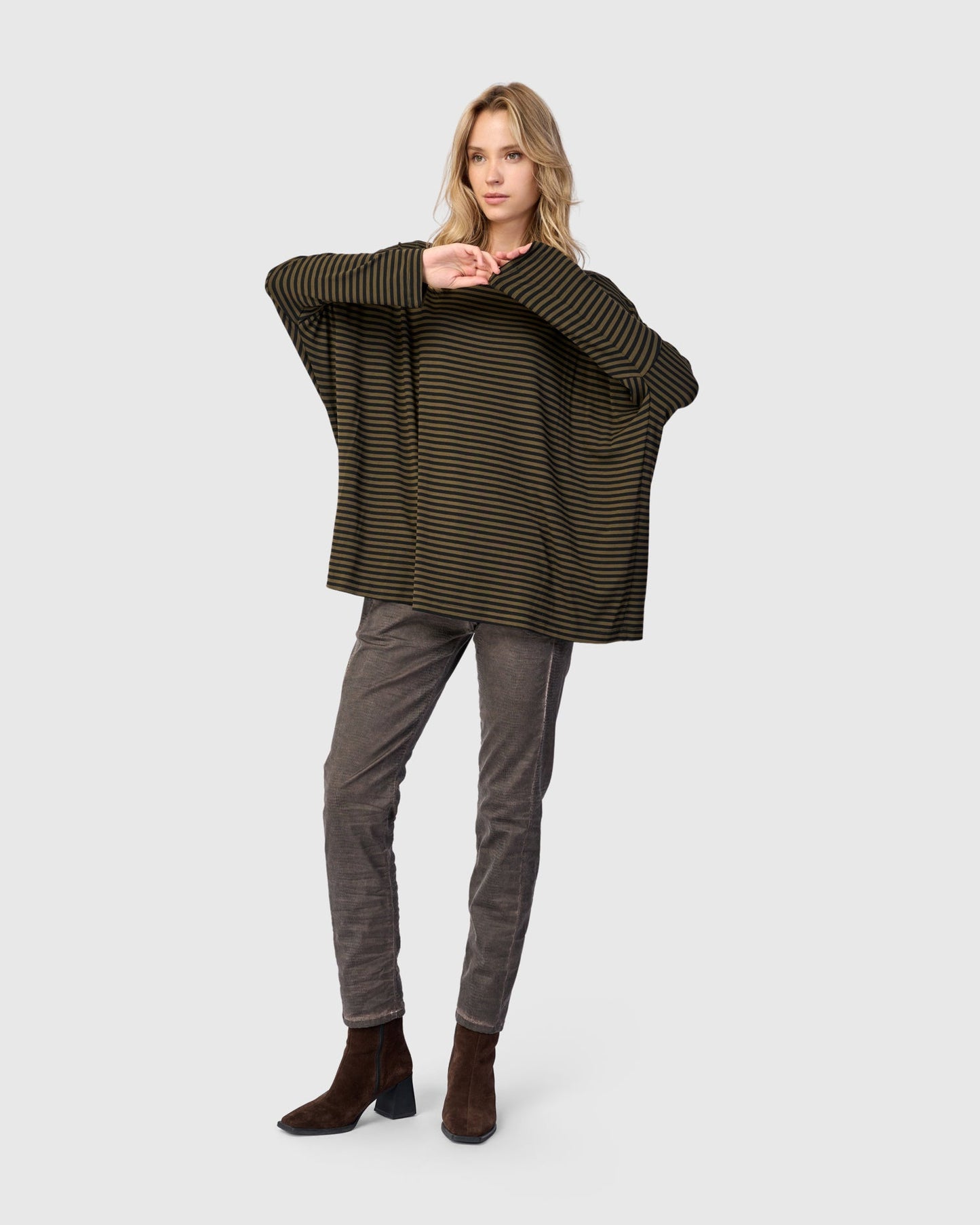 טוניקה אורבן ציפי חאקי