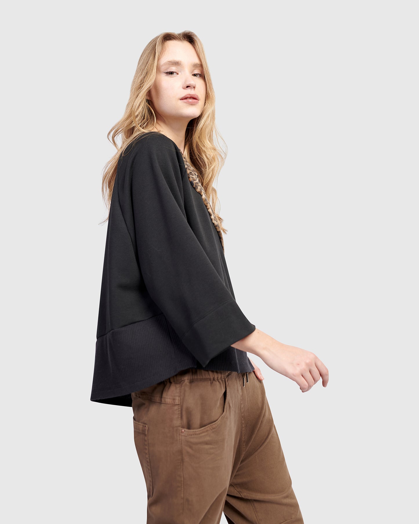 סווטשירט אורבן מחולק פרווה מיקס