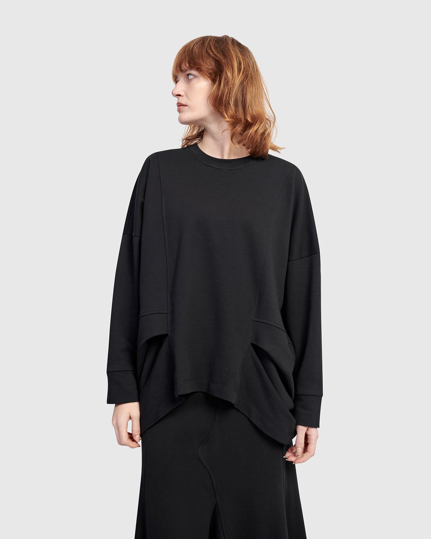 סווטשירט אורבן קפלים שחור