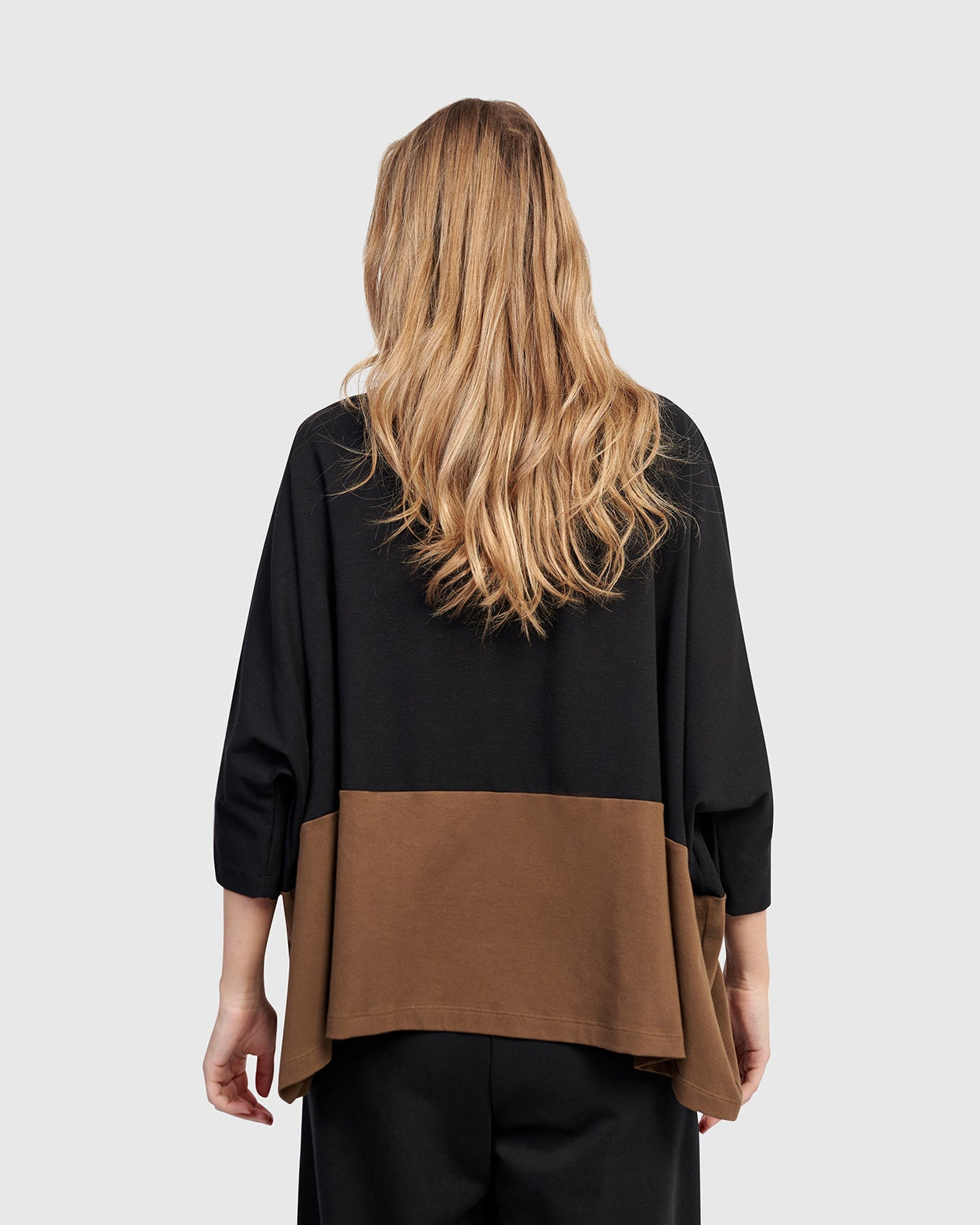 סווטשירט אורבן פס קצר