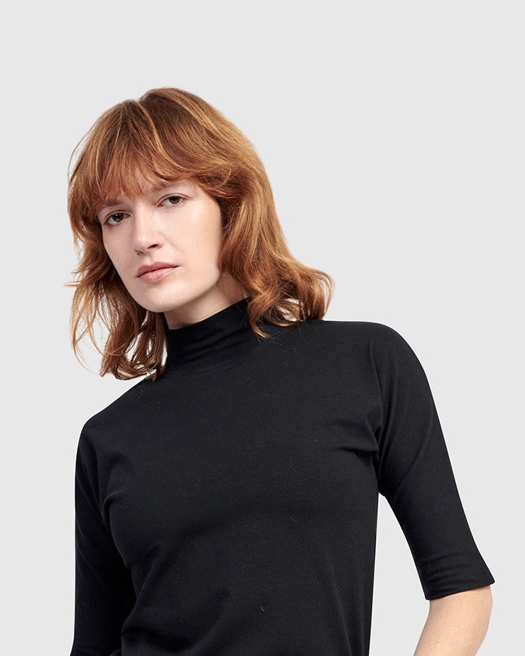 טישירט אורבן חמודה שחורה