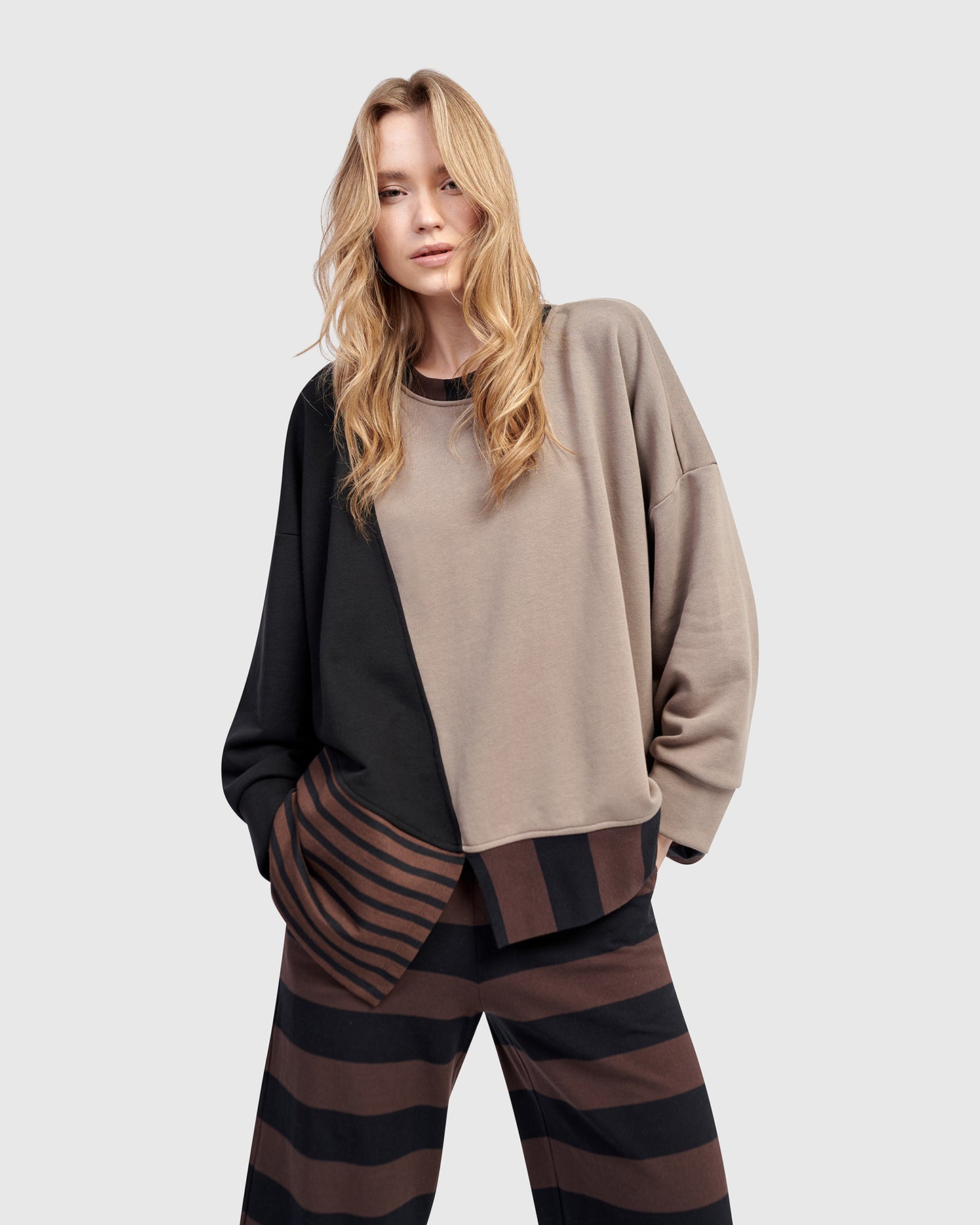 סווטשירט אורבן מחולק מיקס