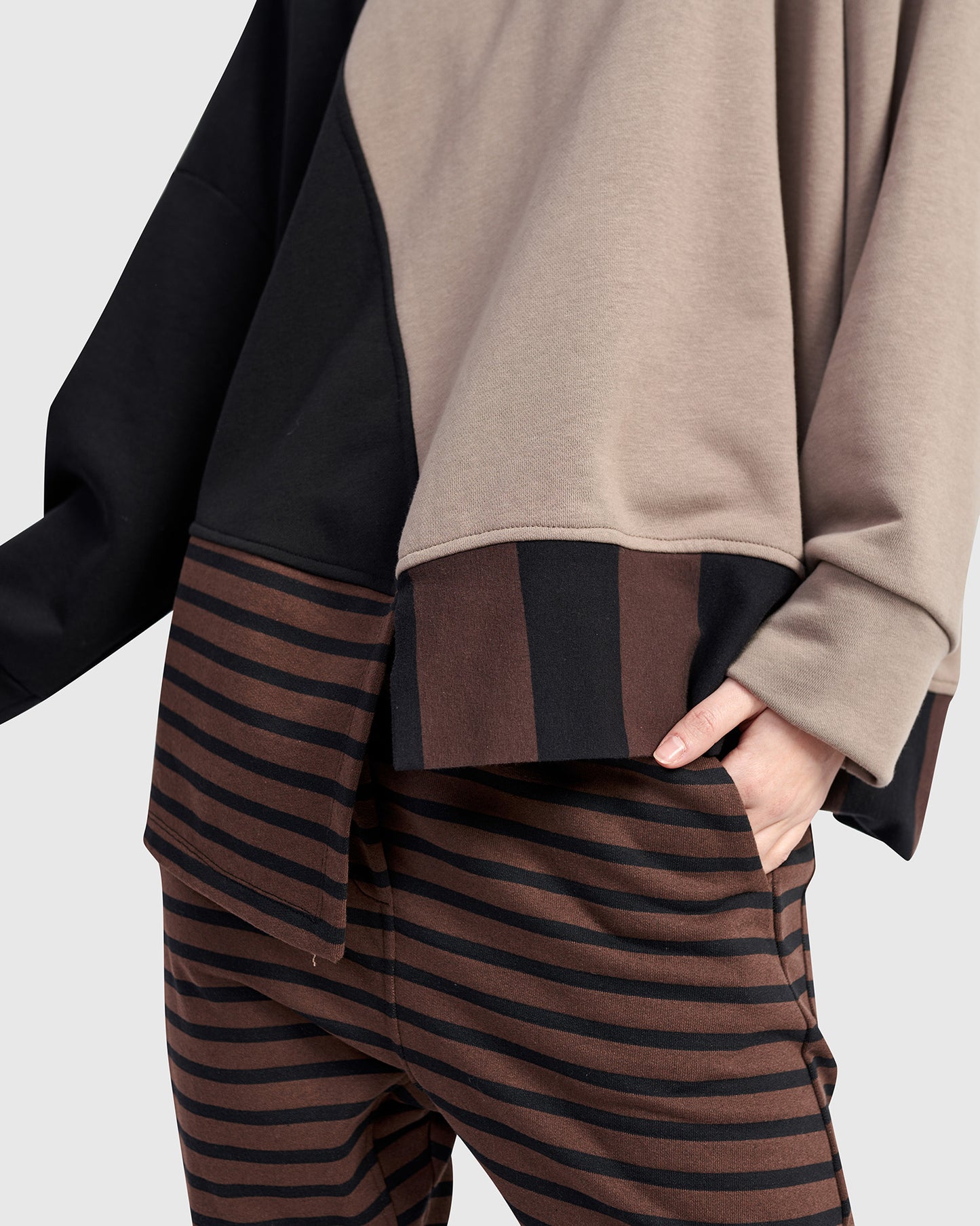 סווטשירט אורבן מחולק מיקס