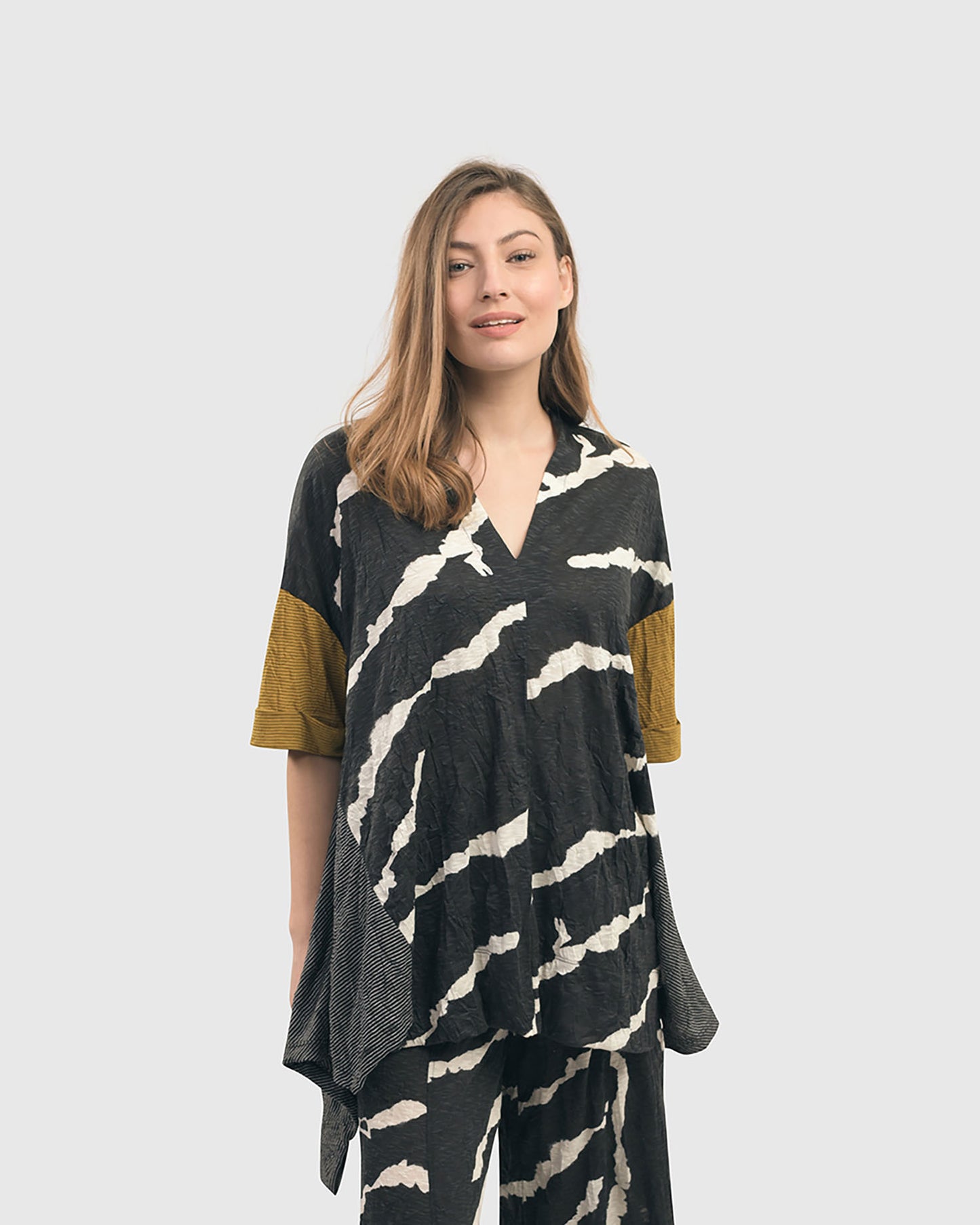 חולצה קרינקל פורצת מיקס