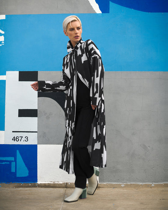 שמלה סופי שחור לבן