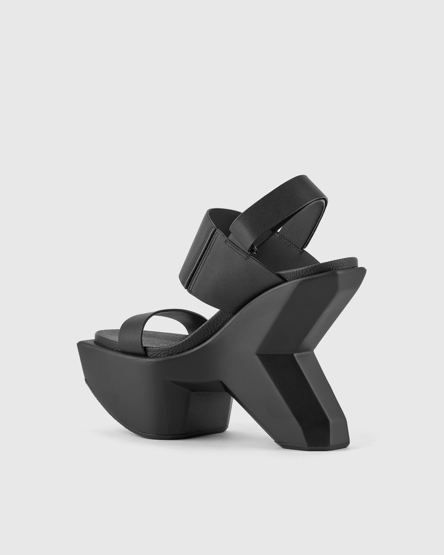 בולדר סנדל שחור