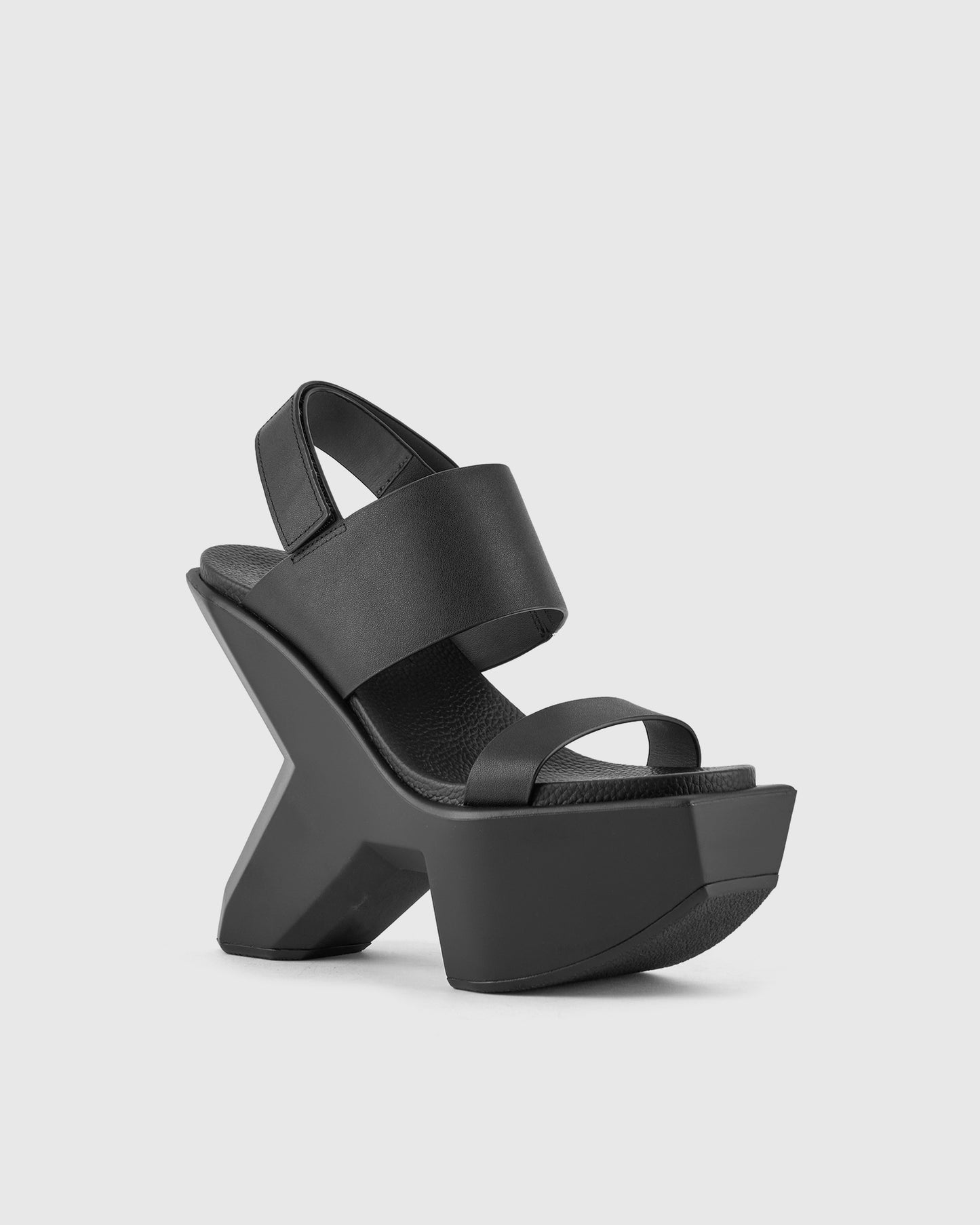 בולדר סנדל שחור